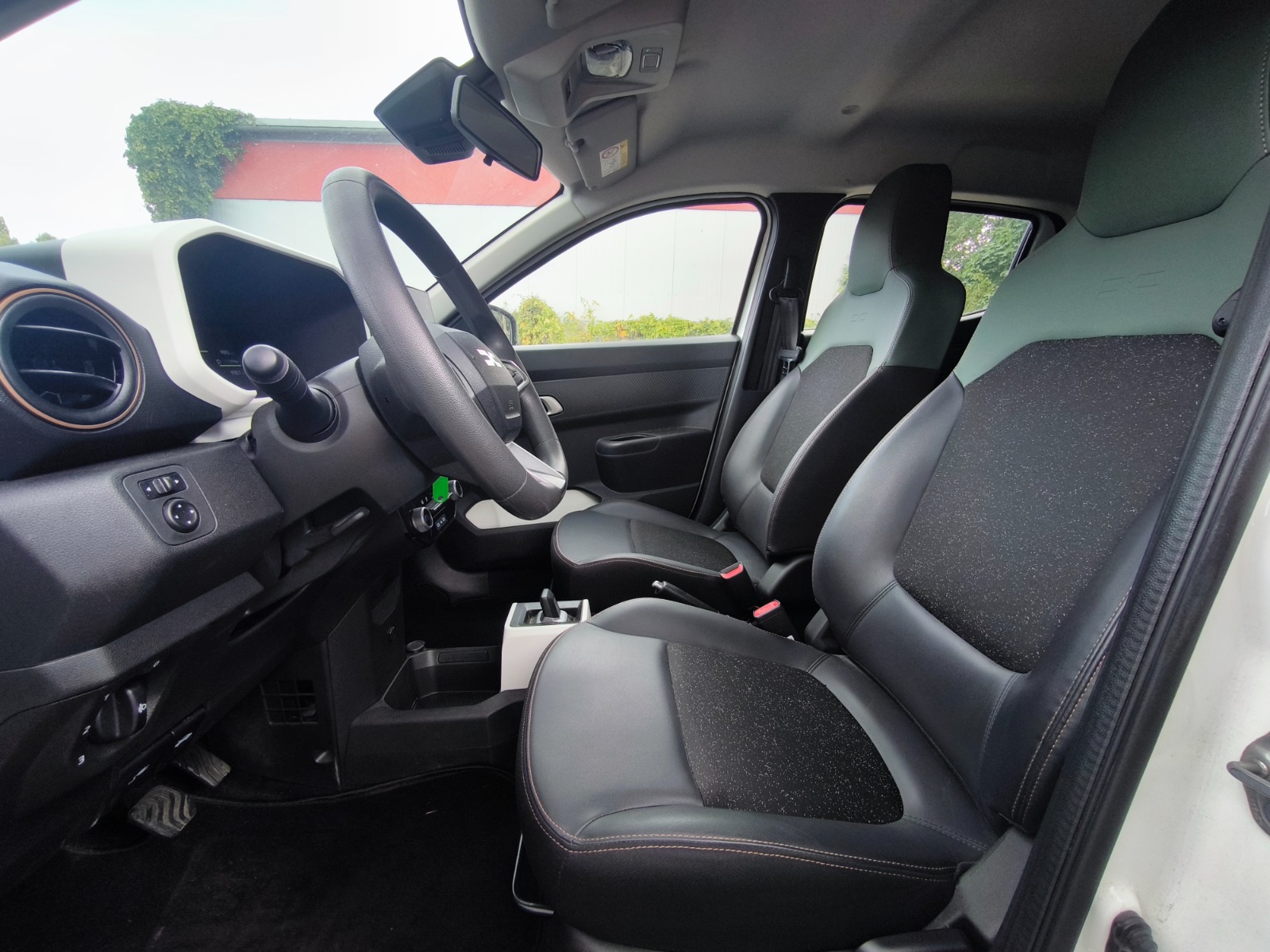 DACIA SPRING EXTREME 65 GAZDAGON FELSZERELT, GARANCIÁLIS, ELEKTROMOS!